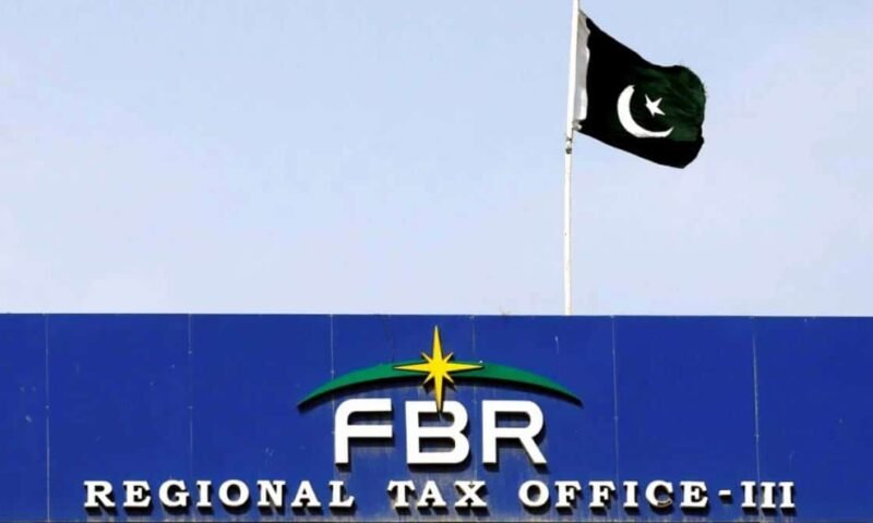 FBR Seals Karachi Shops in Anti-Tax Evasion Drive