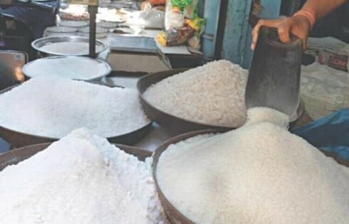 Karachi Sugar Prices Reach Crisis Levels as Rate Climbs to Rs190 per Kg