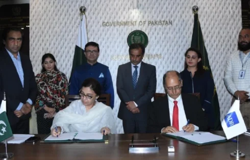 Pakistan Secures $350 Million from ADB to Boost Women’s Financial Inclusion