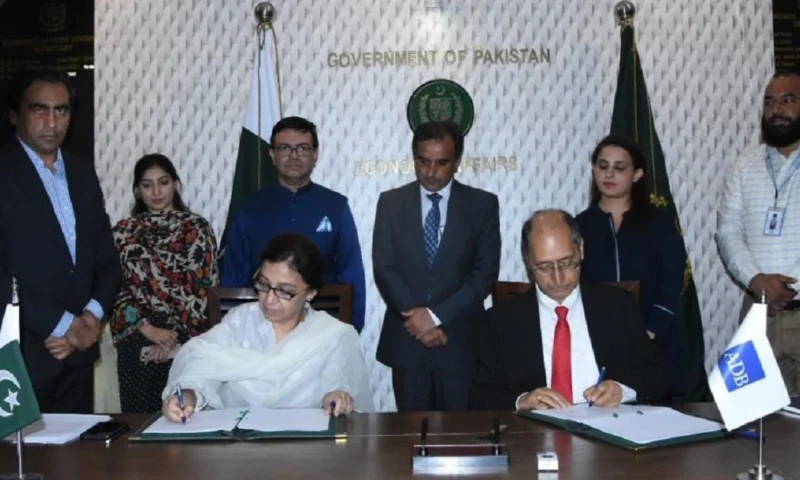 Pakistan Secures $350 Million from ADB to Boost Women’s Financial Inclusion